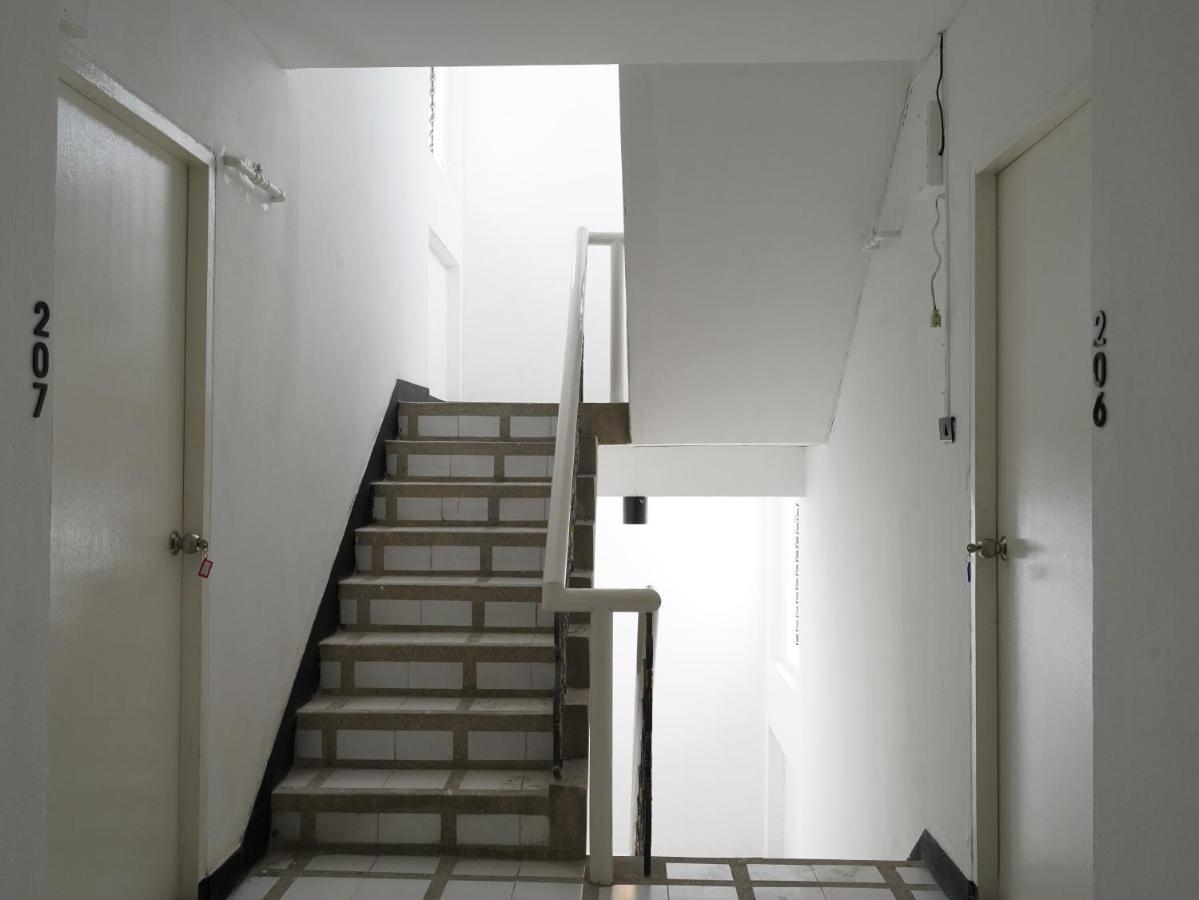 Roomquest It Square Don Mueang Airport バンコク都 エクステリア 写真